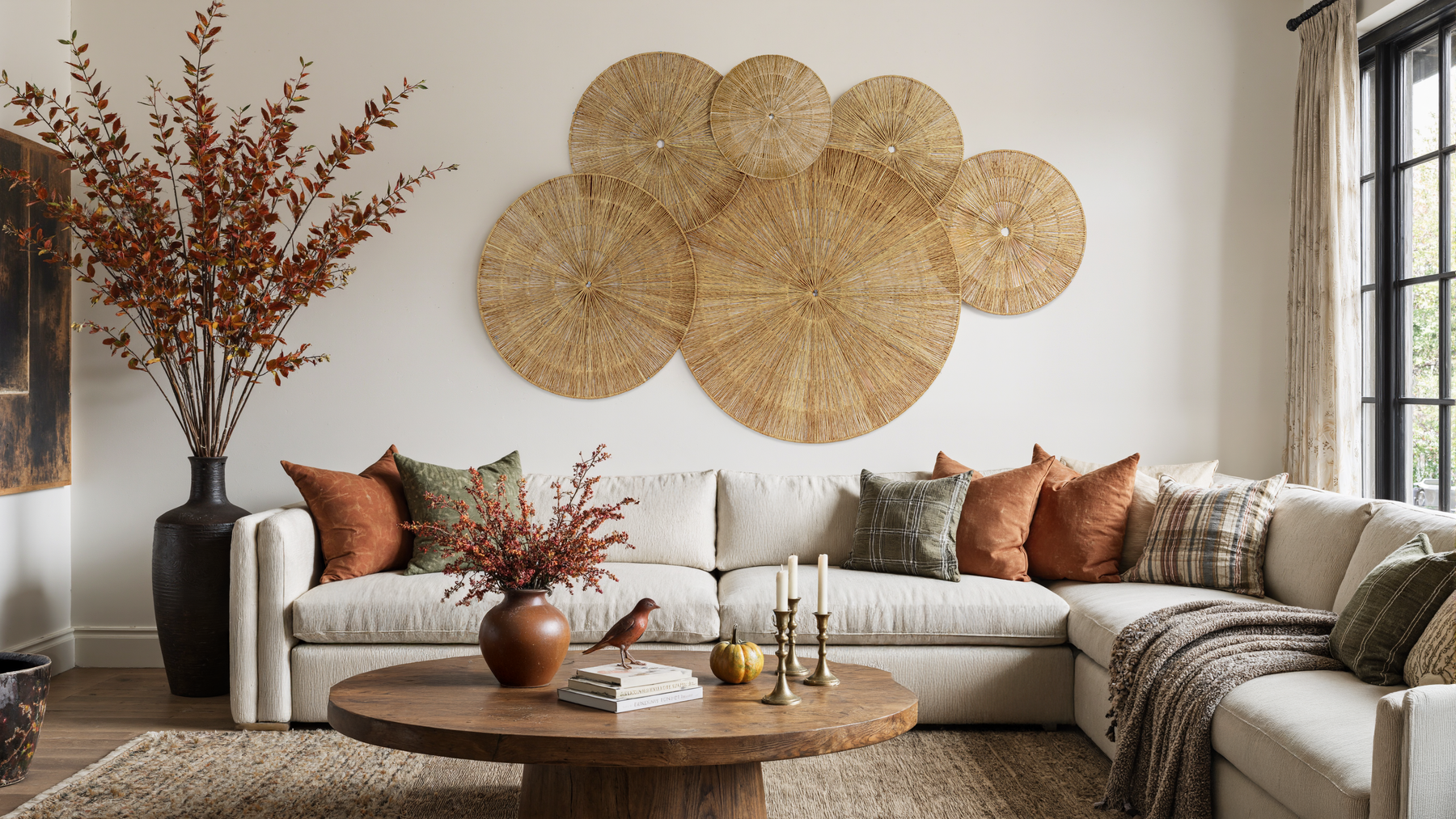 How Can I Decorate My Walls? 10 Refined Ideas for a Timeless Home