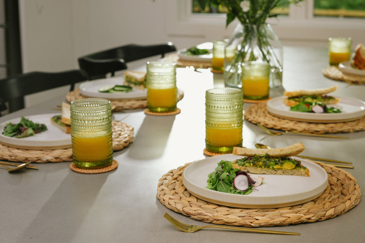 What Is the Best Material for Woven Placemats? Expert Reveals
