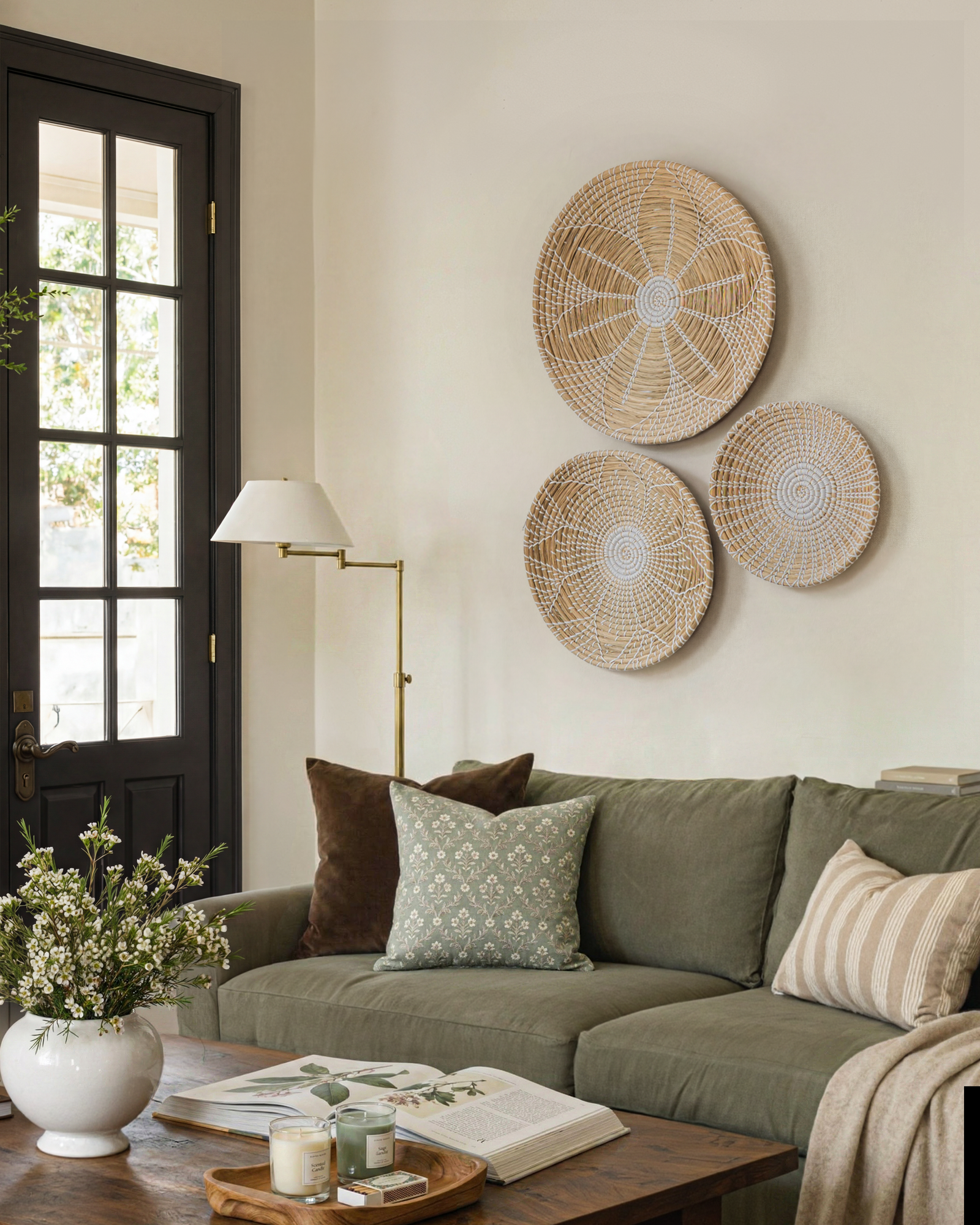 Floral Round Woven Seagrass Wall Baskets Decor Set of 3