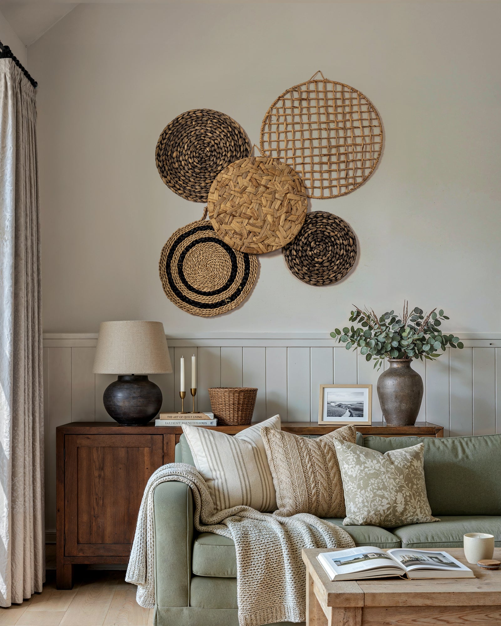 Seagrass and Water Hyacinth Wall Basket Decor Set