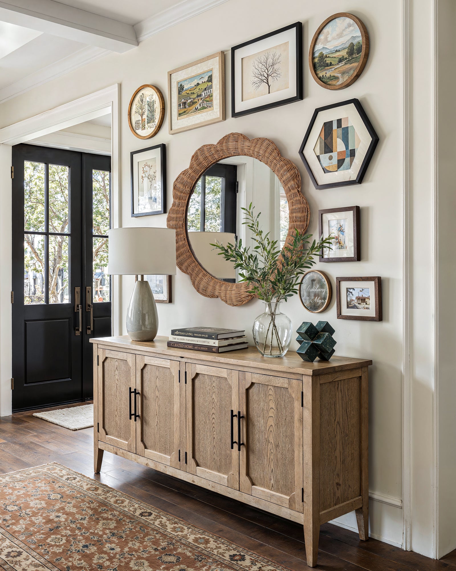 Bud-edge Round Mirror