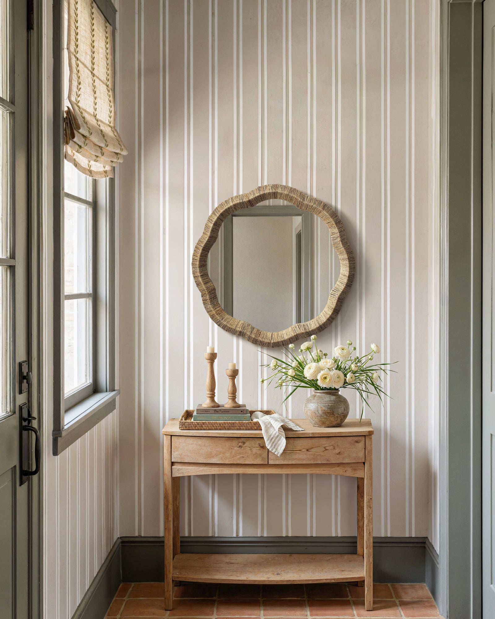 Bud-edge Jute Round Mirror