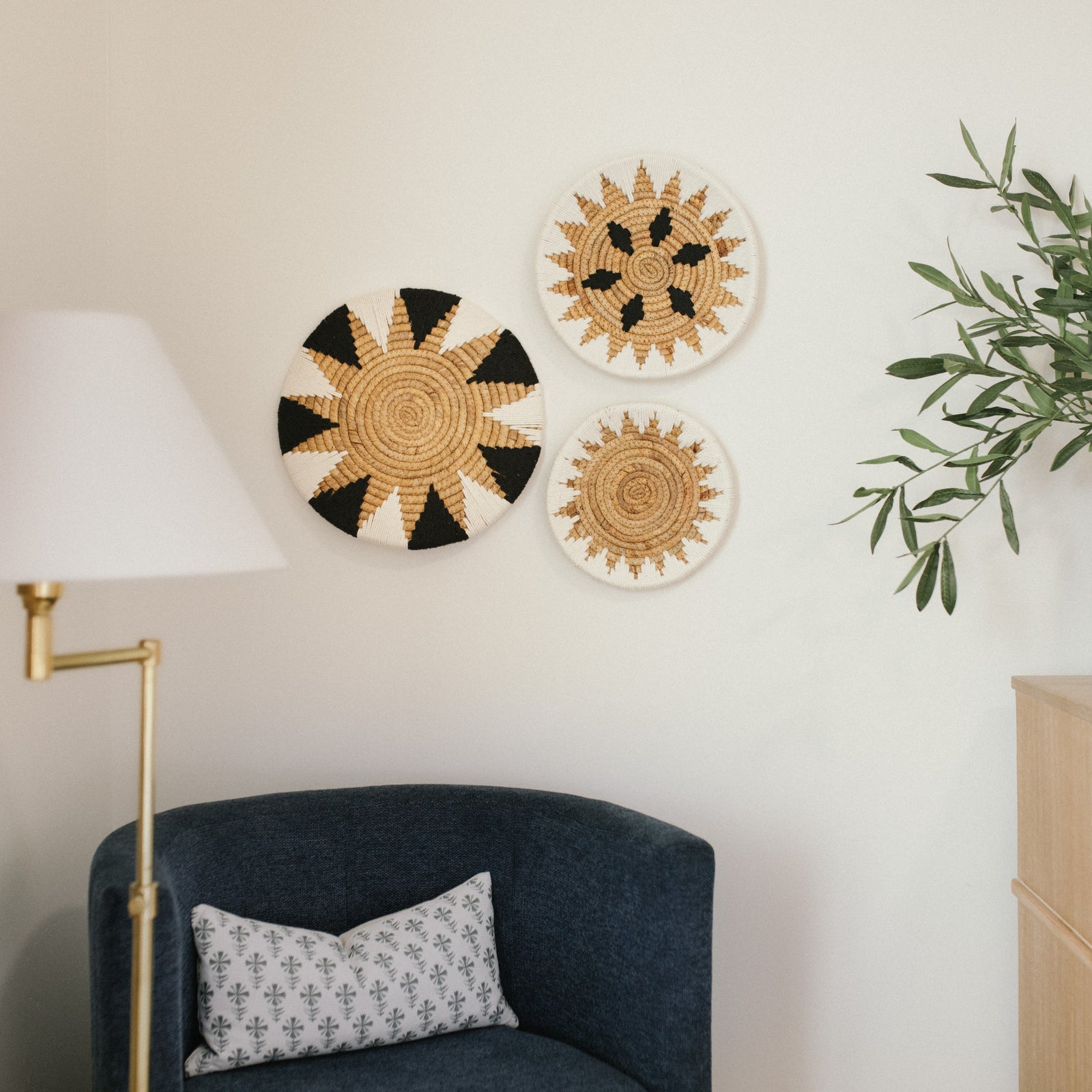 Bold Geometric Seagrass Wall Basket Decor Set