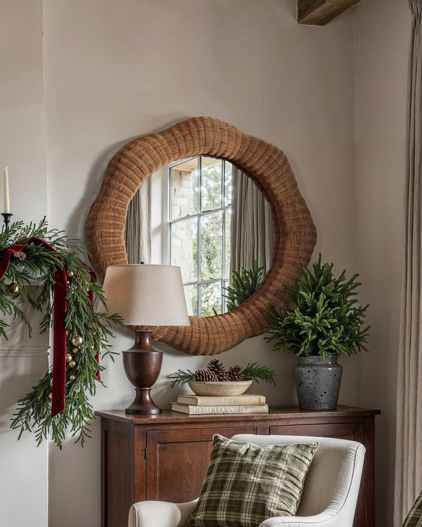 Soft-Scallop Round Mirror